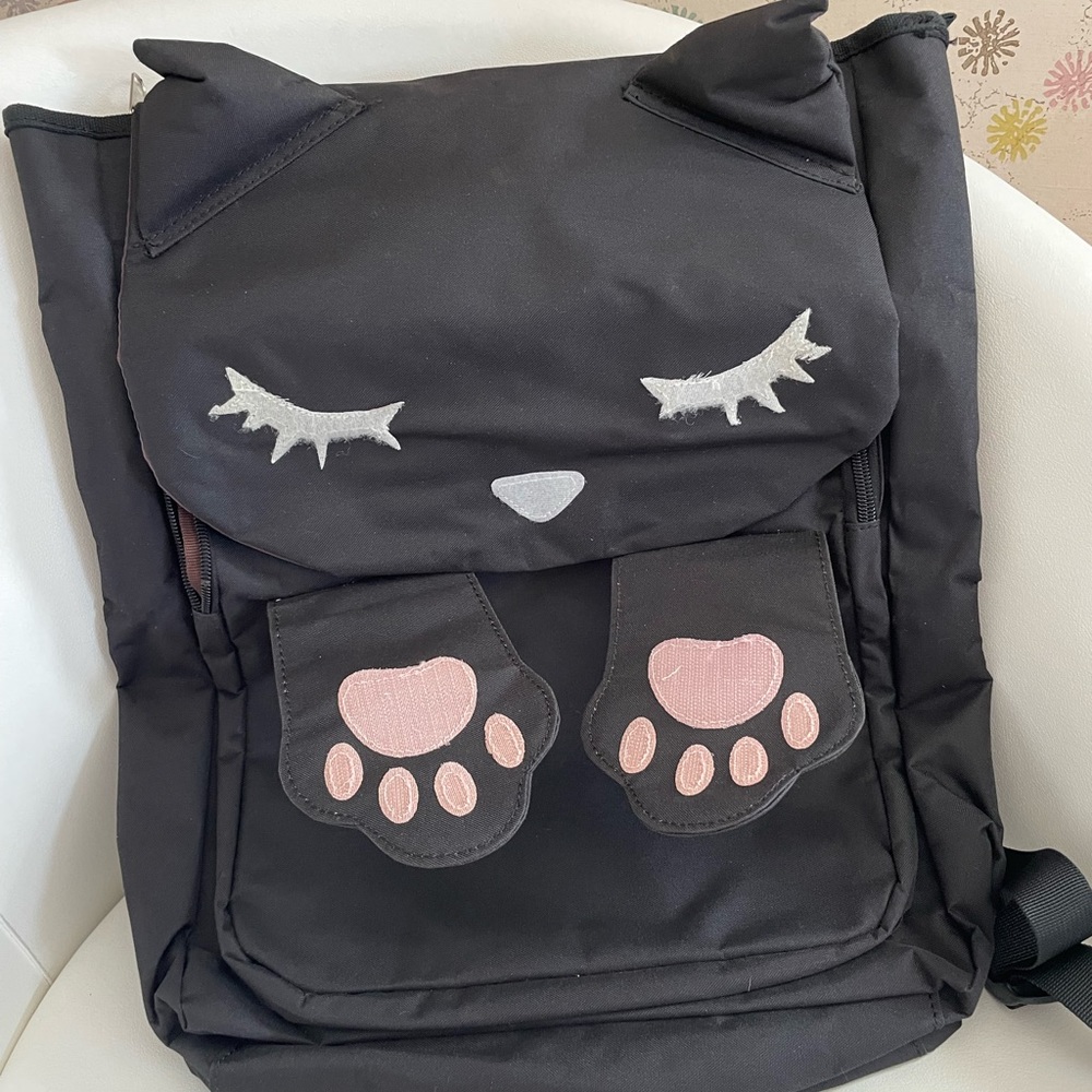 Osumashi Pooh Chan peek a boo Velcro cat backpack Japanese kawaii harajuku